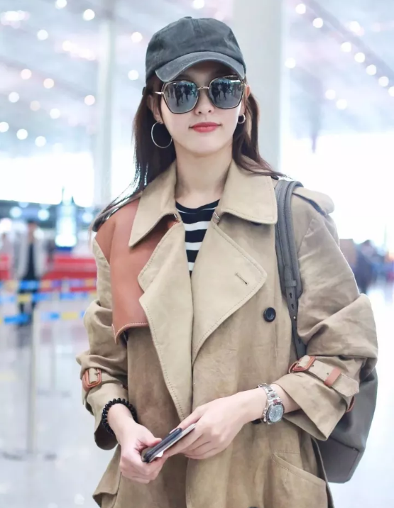 今年秋冬最chic！原來短發(fā)和帽子這么配?。? border=