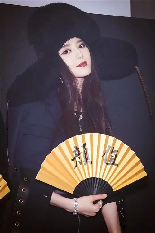 冬天帽子與發(fā)型怎么搭？保持不亂有絕招